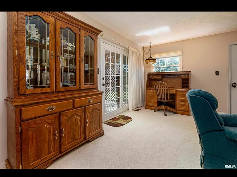 103 Boswell Rd — Photo 10
