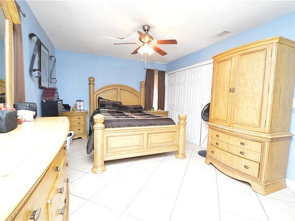 5th image of 840 E Flag Ln