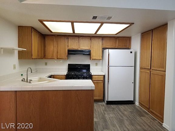 2nd image of 2809 Willow Wind Ct