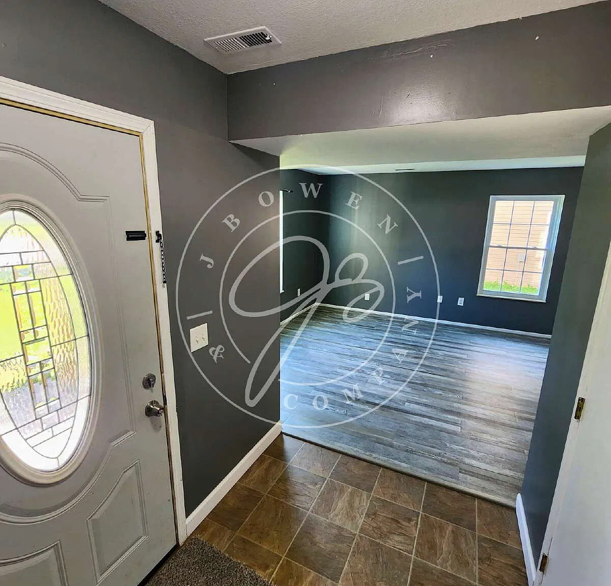 4 bed, 2.5 bath, 1432 sqft, $1,699 — Photo 3