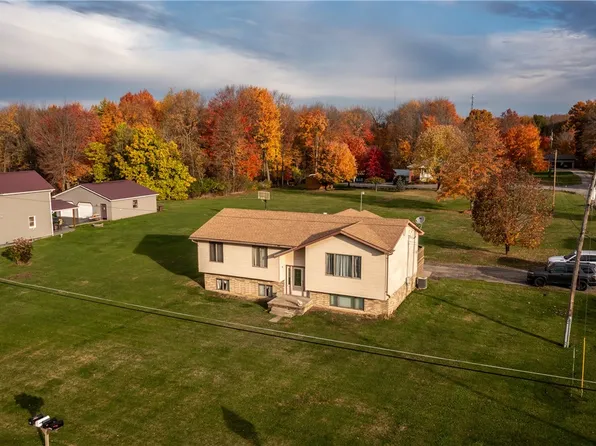 2245 Shadow Dr, Sharpsville, PA 16150