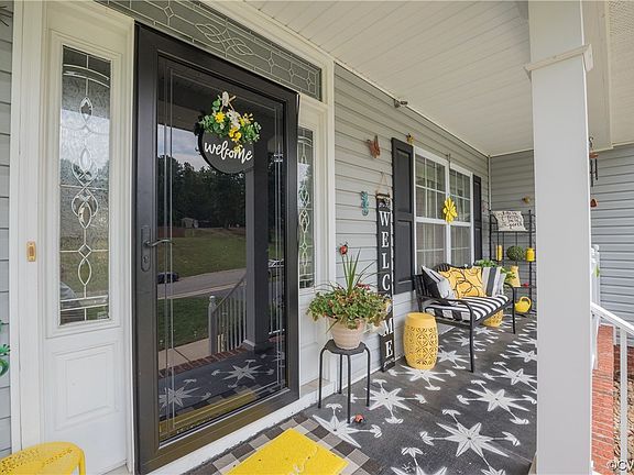 4th image of 8801 Lake Jordan Cir