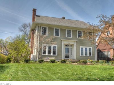 3090 Woodbury Rd, Shaker Heights, OH, 44120