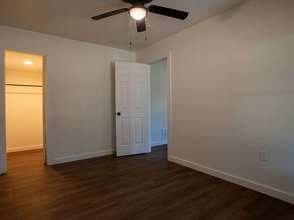 4th image of 319 E Logan Ave