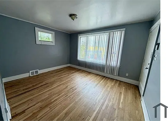 14028 Faircrest St #UPPER — Photo 3