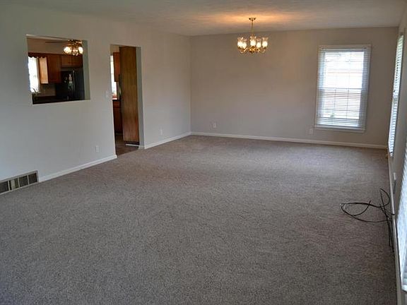 4th image of 42 Sequoyah Dr