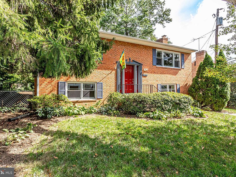 1st image of 2611 John Marshall Dr