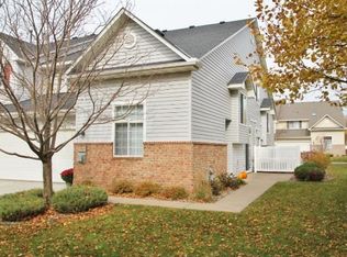 3810 Vermilion Ct S, Eagan, MN 55122