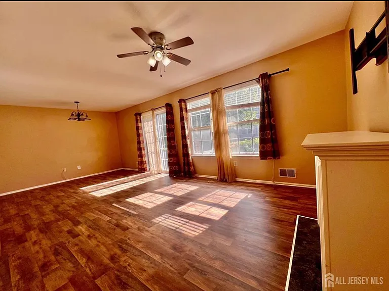 404 Draco Rd — Photo 12
