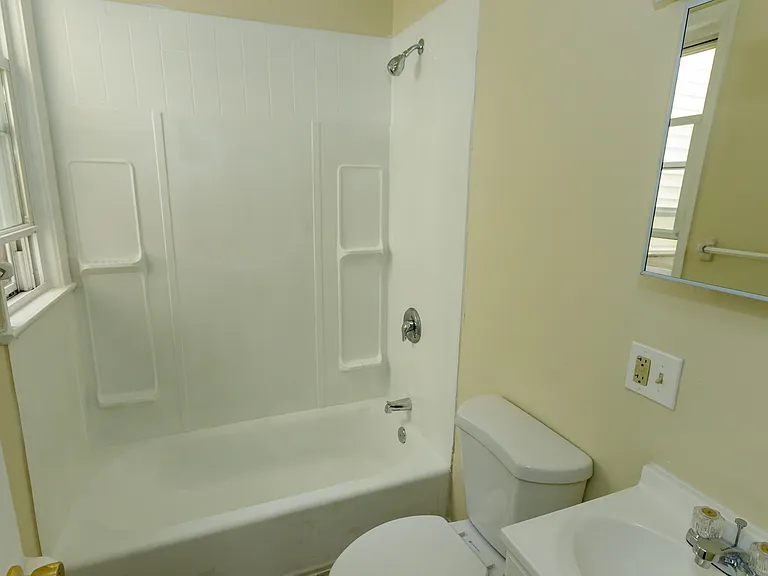 428 Avon Ave #2 — Photo 19