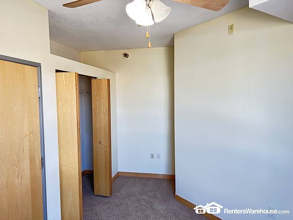 4th image of 2600 University Ave SE APT 420