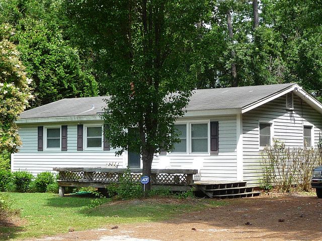 1st image of 2802 Princess Place Dr