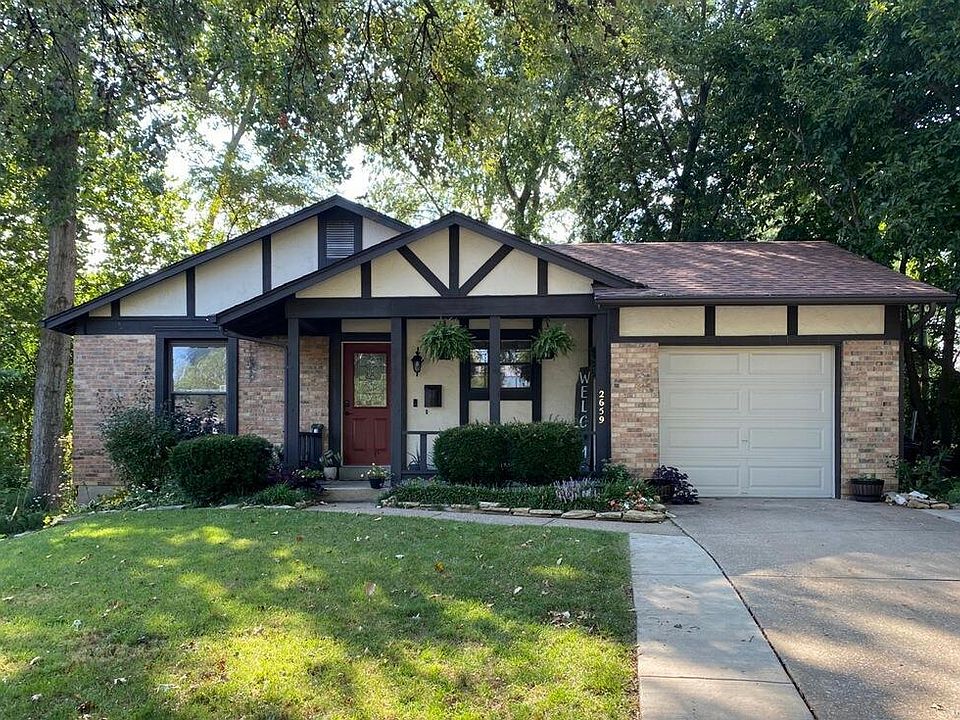 1st image of 2659 Chatham Dr