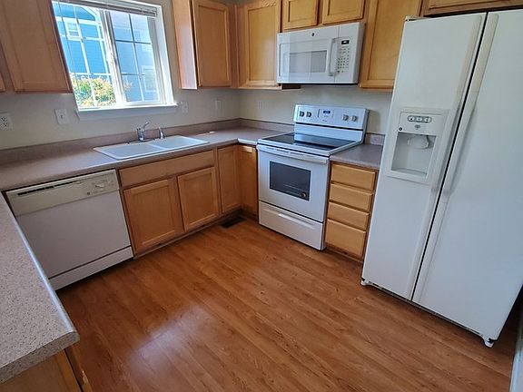 2nd image of 3660 W 25th St Unit 105