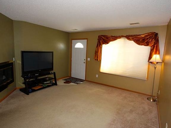 Spacious Living Room