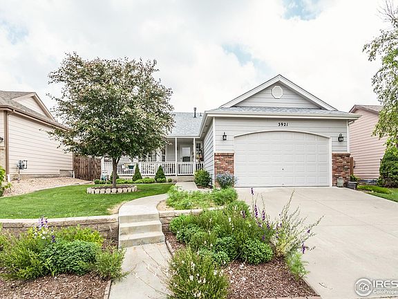2nd image of 3921 Maverick Ln