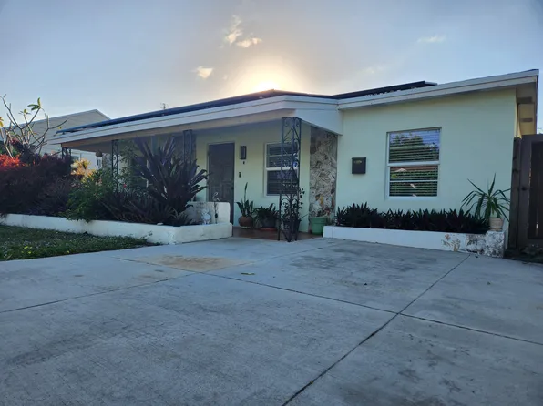 1219 N M St, Lake Worth, FL 33460