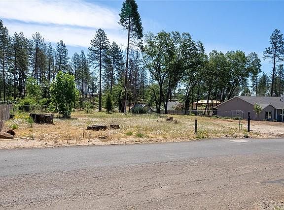 3rd image of 5658 Woodglen Dr