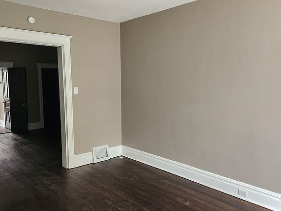 5th image of 3437 Alberta St #1F