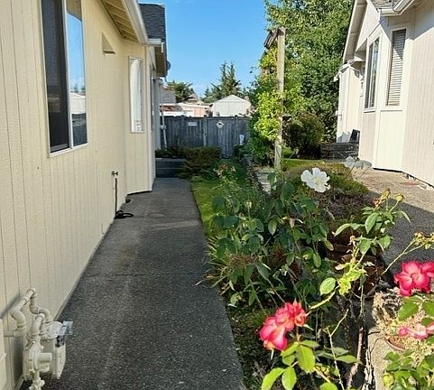 2nd image of 12403 63rd Avenue E