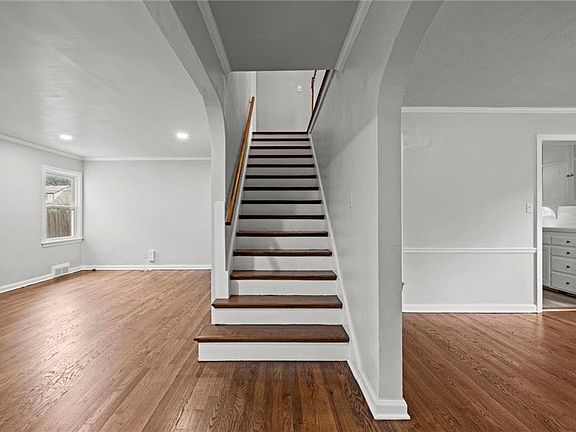 5th image of 7408 Charlotte St