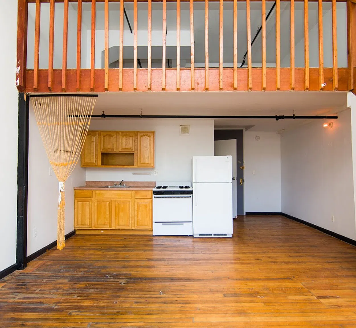 27 Arion Pl — Photo 1