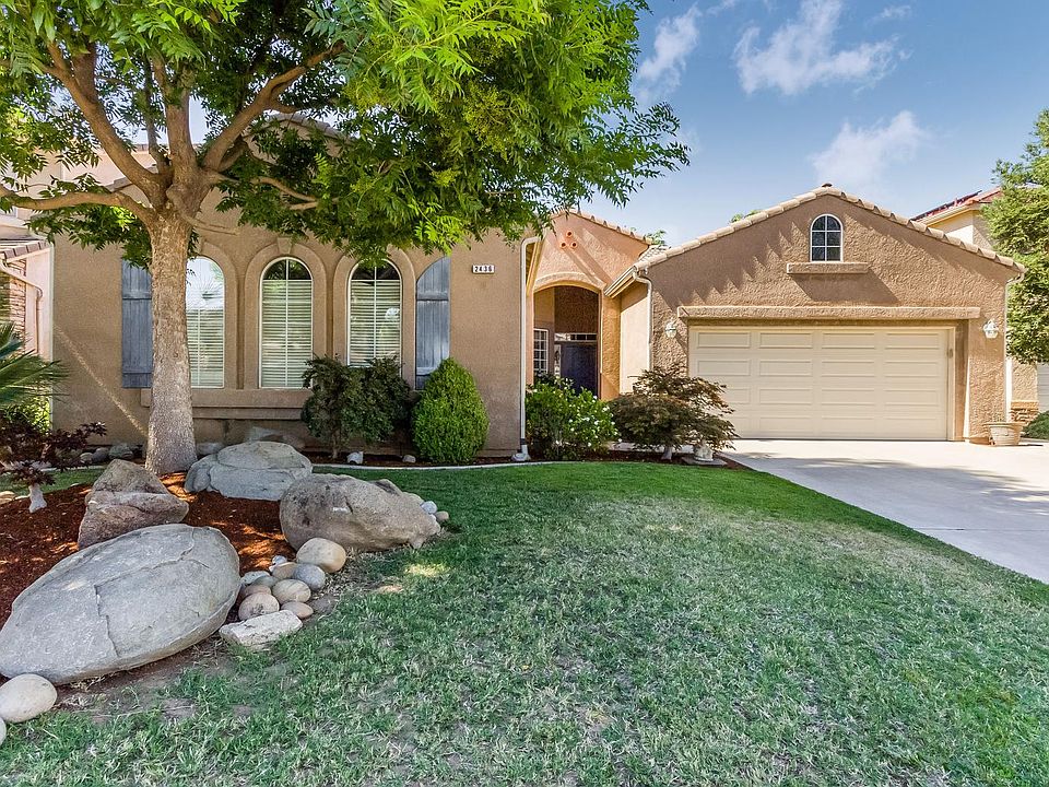 1st image of 2436 E Pryor Dr