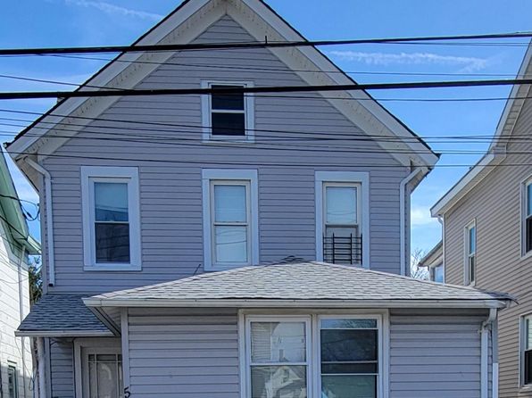 54 Benson St #2F