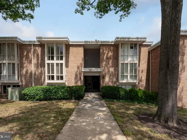 2604 Indian Dr #1-D-63, Alexandria, VA 22303