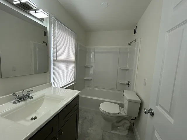 1 bed, 450 sqft, $2,000 — Photo 2