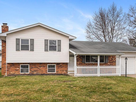 2nd image of 3297 Simmons Dr