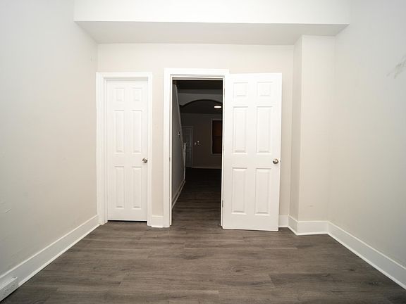 5th image of 2835 N Ringgold St #2835