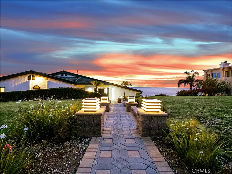 32551 Seacliff Dr — Photo 13