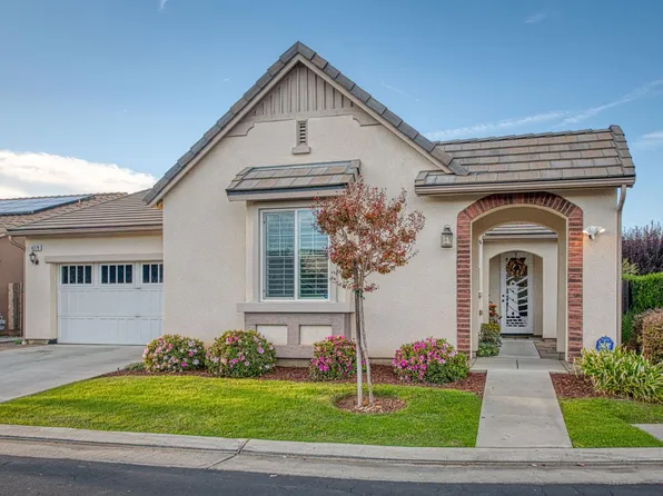 4279 Heritage Ln, Clovis, CA 93619