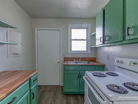 5th image of 721 25th Ave N #B