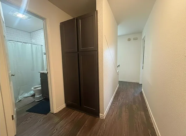 222 Craddock Ave — Photo 8