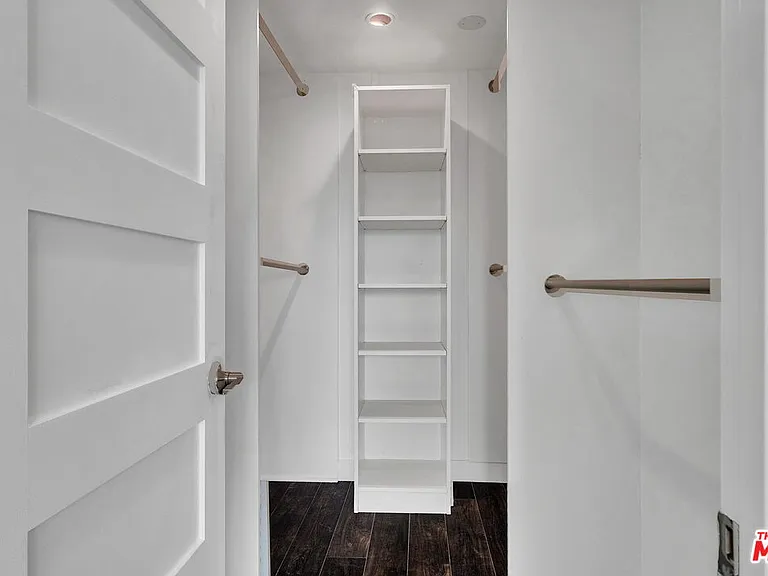 865 Comstock Ave #16C — Photo 19