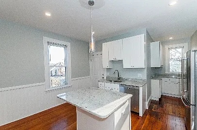 131 Paul Gore St #3 — Photo 2