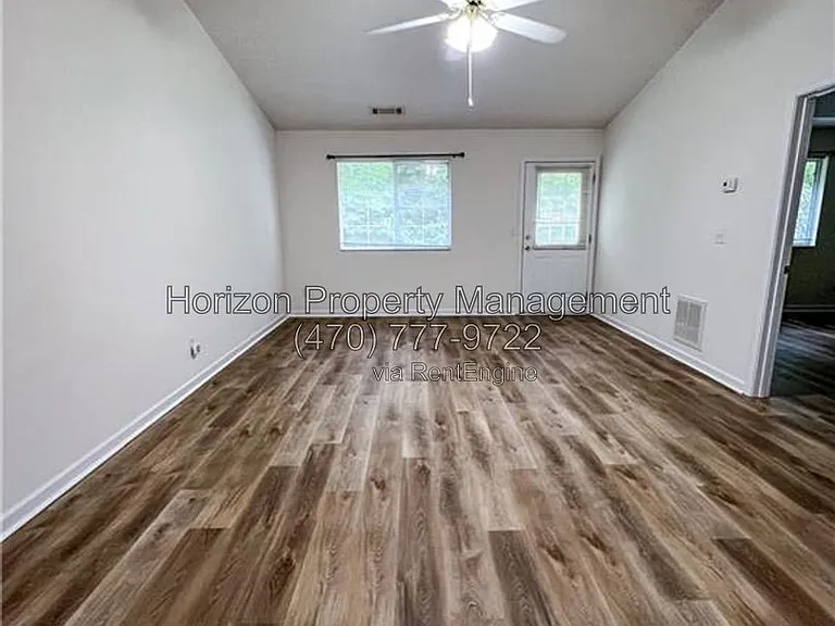 3971 Hidden Hollow Dr — Photo 6