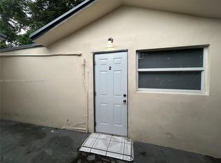 1872 NW 1st St #2, Miami, FL 33125