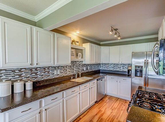 4th image of 1167 Alexandria Dr