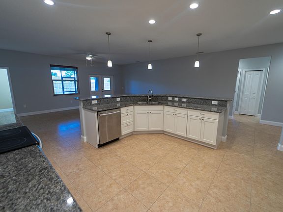5th image of 521 Borraclough Ave NW