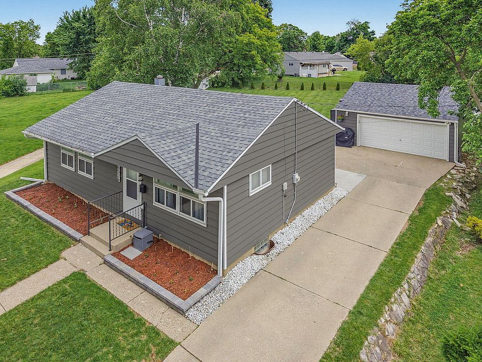 1st image of 6526 W Burdick AVENUE
