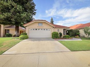 8204 Birmingham St, Bakersfield, CA 93311