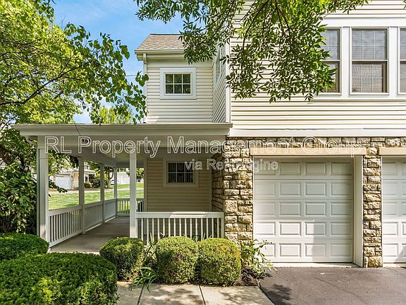 2nd image of 484 Serenity Dr