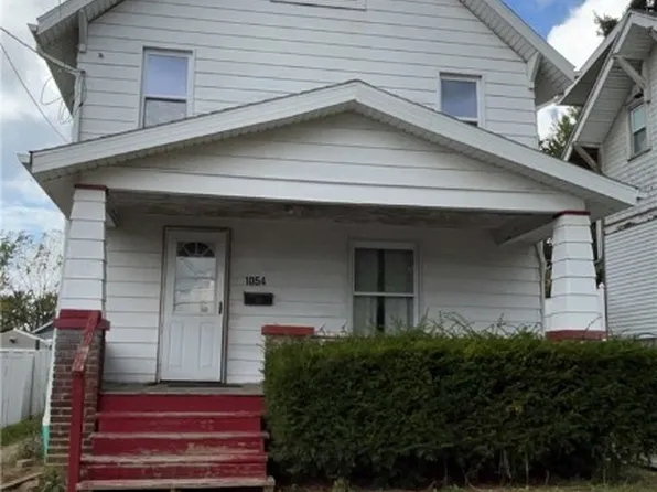 1054 Linden Ave, Akron, OH 44310