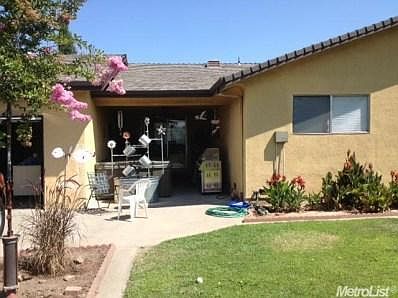 4th image of 422 W Century Blvd