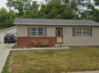 2053 Henley Rd, Springfield, IL 62702