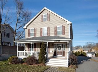 447 High St, Dedham, MA 02026