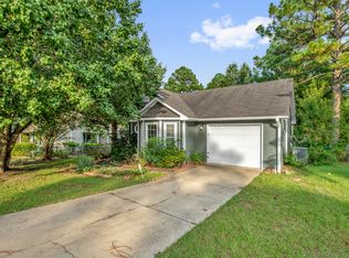 130 Hickman Ct, Raeford, NC 28376